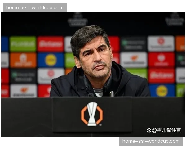 专访摘要：里昂主帅在赛前发布会强调，现代足球中“传中时机”比“传中数量”更重要